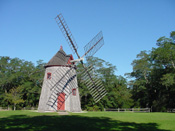 eastham-windmill.jpg (19519 bytes)